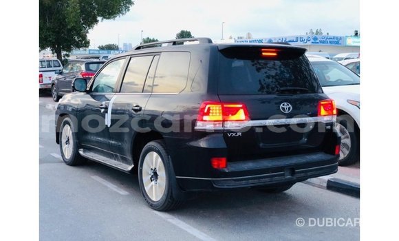 Nunua Imported Toyota Land Cruiser Nyeusi Gari ndani ya Import - Dubai nchini Cabo Delgado Nunua Imported Toyota Land Cruiser Nyeusi Gari ndani ya Import - Dubai nchini Cabo Delgado
