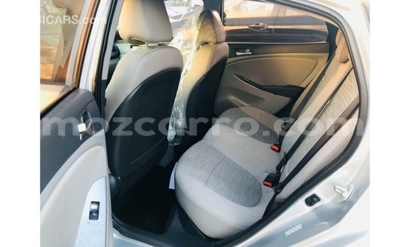 Comprar Importar Hyundai Accent De outros Carro em Import - Dubai em Cabo Delgado Comprar Importar Hyundai Accent De outros Carro em Import - Dubai em Cabo Delgado