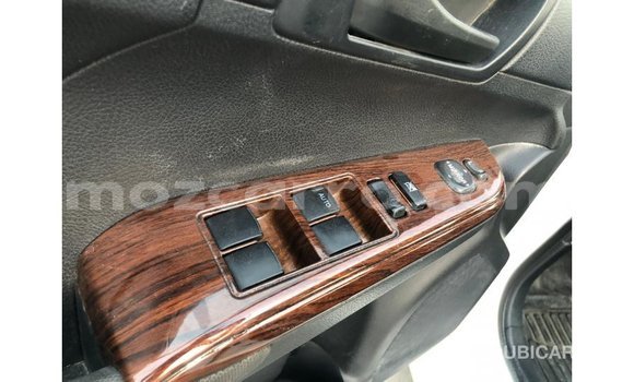 Nunua Imported Toyota Camry Nyeupe Gari ndani ya Import - Dubai nchini Cabo Delgado Nunua Imported Toyota Camry Nyeupe Gari ndani ya Import - Dubai nchini Cabo Delgado