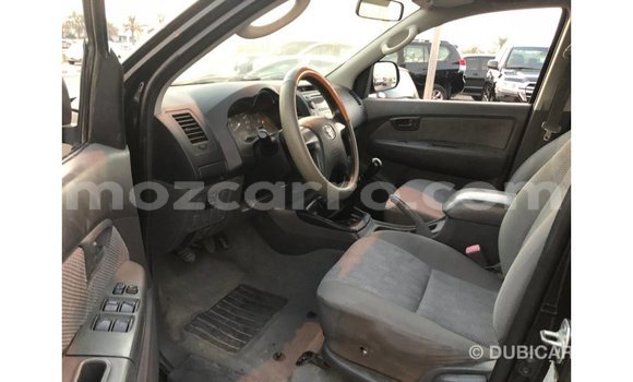 Nunua Imported Toyota Hilux Nyeusi Gari ndani ya Import - Dubai nchini Cabo Delgado Nunua Imported Toyota Hilux Nyeusi Gari ndani ya Import - Dubai nchini Cabo Delgado