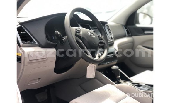 Nunua Imported Hyundai Tucson Nyeusi Gari ndani ya Import - Dubai nchini Cabo Delgado Nunua Imported Hyundai Tucson Nyeusi Gari ndani ya Import - Dubai nchini Cabo Delgado
