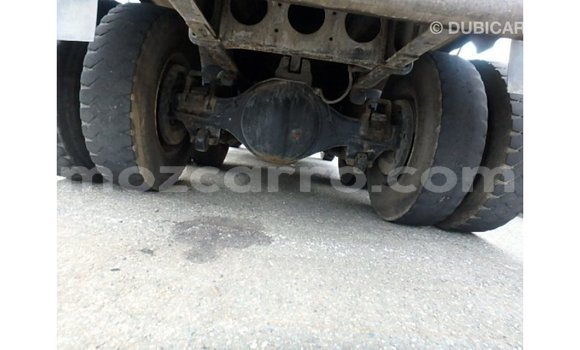 Nunua Imported Nissan 350Z Bluu Gari ndani ya Import - Dubai nchini Cabo Delgado Nunua Imported Nissan 350Z Bluu Gari ndani ya Import - Dubai nchini Cabo Delgado