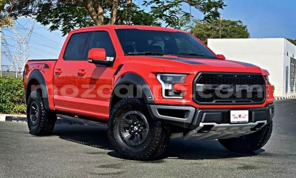 Tenga Imported Ford Club Wagon Tsvuku Mota in Import - Dubai in Cabo Delgado Tenga Imported Ford Club Wagon Tsvuku Mota in Import - Dubai in Cabo Delgado