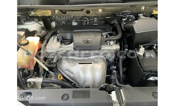 Tenga Imported Toyota 4Runner Chena Mota in Import - Dubai in Cabo Delgado Tenga Imported Toyota 4Runner Chena Mota in Import - Dubai in Cabo Delgado