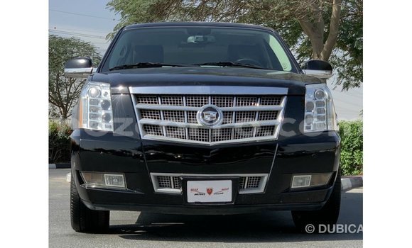 Tenga Imported Cadillac Escalade Nhema Mota in Import - Dubai in Cabo Delgado Tenga Imported Cadillac Escalade Nhema Mota in Import - Dubai in Cabo Delgado