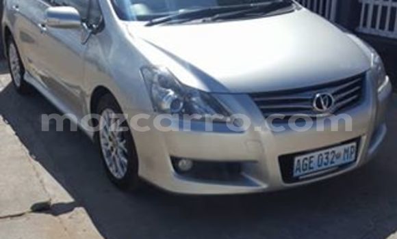 Comprar Usado Toyota Blade Prata Carro em Maputo em Maputo Comprar Usado Toyota Blade Prata Carro em Maputo em Maputo