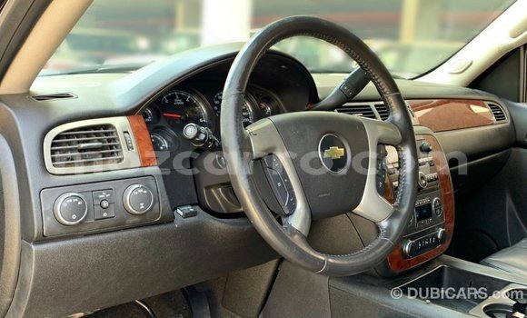Tenga Imported Chevrolet Suburban Nhema Mota in Import - Dubai in Cabo Delgado Tenga Imported Chevrolet Suburban Nhema Mota in Import - Dubai in Cabo Delgado
