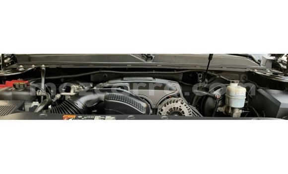 Tenga Imported Chevrolet Suburban Nhema Mota in Import - Dubai in Cabo Delgado Tenga Imported Chevrolet Suburban Nhema Mota in Import - Dubai in Cabo Delgado