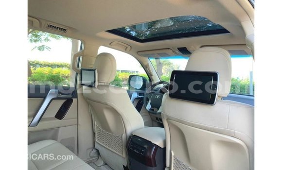 Tenga Imported Toyota Prado Zvimwe Mota in Import - Dubai in Cabo Delgado Tenga Imported Toyota Prado Zvimwe Mota in Import - Dubai in Cabo Delgado