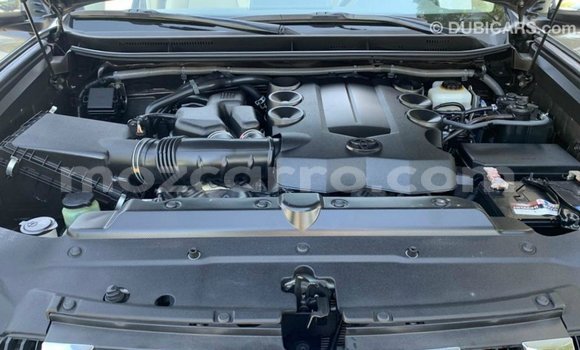 Tenga Imported Toyota Prado Zvimwe Mota in Import - Dubai in Cabo Delgado Tenga Imported Toyota Prado Zvimwe Mota in Import - Dubai in Cabo Delgado