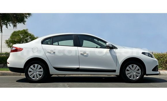 Tenga Imported Renault Fluence Chena Mota in Import - Dubai in Cabo Delgado Tenga Imported Renault Fluence Chena Mota in Import - Dubai in Cabo Delgado