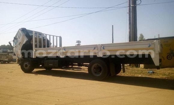 Buy Used Nissan UD White Truck in Manhiça in Maputo Buy Used Nissan UD White Truck in Manhiça in Maputo