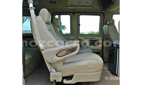 Tenga Imported GMC Acadia Zvimwe Mota in Import - Dubai in Cabo Delgado Tenga Imported GMC Acadia Zvimwe Mota in Import - Dubai in Cabo Delgado