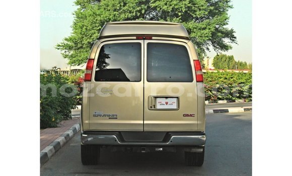 Tenga Imported GMC Acadia Zvimwe Mota in Import - Dubai in Cabo Delgado Tenga Imported GMC Acadia Zvimwe Mota in Import - Dubai in Cabo Delgado