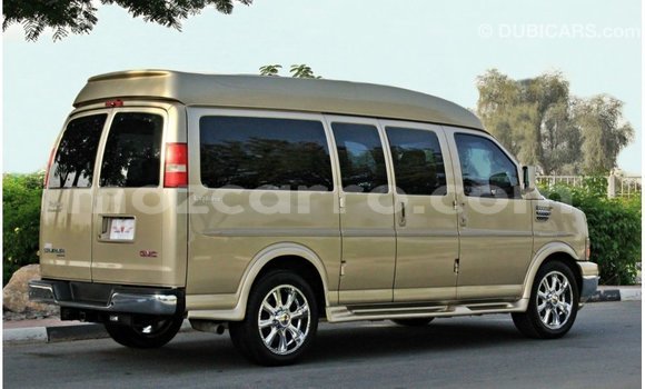 Tenga Imported GMC Acadia Zvimwe Mota in Import - Dubai in Cabo Delgado Tenga Imported GMC Acadia Zvimwe Mota in Import - Dubai in Cabo Delgado