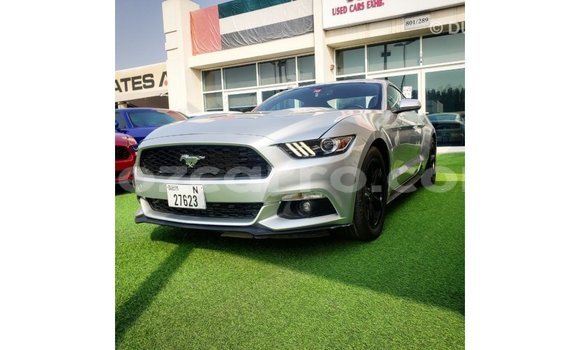 Tenga Imported Ford Mustang Zvimwe Mota in Import - Dubai in Cabo Delgado Tenga Imported Ford Mustang Zvimwe Mota in Import - Dubai in Cabo Delgado