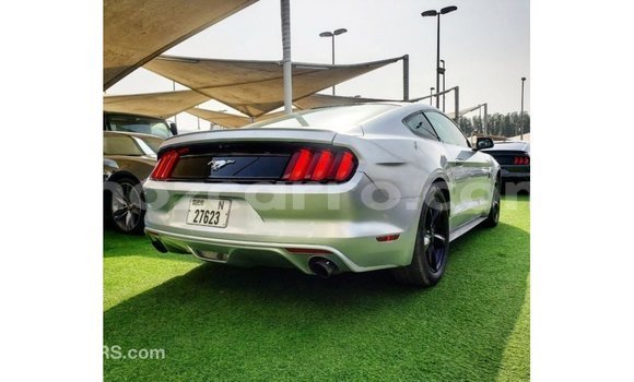Tenga Imported Ford Mustang Zvimwe Mota in Import - Dubai in Cabo Delgado Tenga Imported Ford Mustang Zvimwe Mota in Import - Dubai in Cabo Delgado