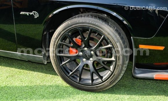 Tenga Imported Dodge Challenger Nhema Mota in Import - Dubai in Cabo Delgado Tenga Imported Dodge Challenger Nhema Mota in Import - Dubai in Cabo Delgado