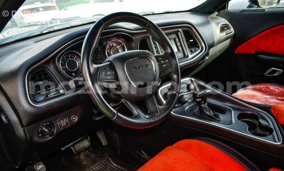 Tenga Imported Dodge Challenger Nhema Mota in Import - Dubai in Cabo Delgado Tenga Imported Dodge Challenger Nhema Mota in Import - Dubai in Cabo Delgado