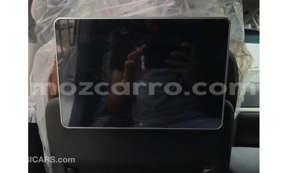 Nunua Imported Toyota Land Cruiser Nyeupe Gari ndani ya Import - Dubai nchini Cabo Delgado Nunua Imported Toyota Land Cruiser Nyeupe Gari ndani ya Import - Dubai nchini Cabo Delgado