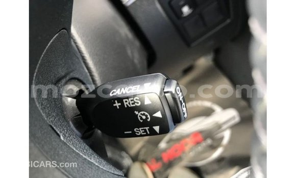 Nunua Imported Toyota Land Cruiser Nyeupe Gari ndani ya Import - Dubai nchini Cabo Delgado Nunua Imported Toyota Land Cruiser Nyeupe Gari ndani ya Import - Dubai nchini Cabo Delgado