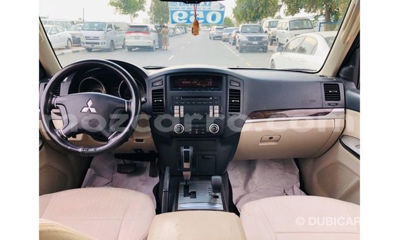 Nunua Imported Mitsubishi Pajero Nyeupe Gari ndani ya Import - Dubai nchini Cabo Delgado Nunua Imported Mitsubishi Pajero Nyeupe Gari ndani ya Import - Dubai nchini Cabo Delgado