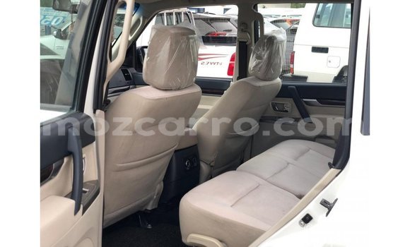 Nunua Imported Mitsubishi Pajero Nyeupe Gari ndani ya Import - Dubai nchini Cabo Delgado Nunua Imported Mitsubishi Pajero Nyeupe Gari ndani ya Import - Dubai nchini Cabo Delgado