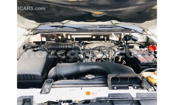 Nunua Imported Mitsubishi Pajero Nyeupe Gari ndani ya Import - Dubai nchini Cabo Delgado Nunua Imported Mitsubishi Pajero Nyeupe Gari ndani ya Import - Dubai nchini Cabo Delgado