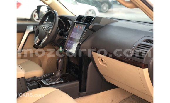 Nunua Imported Toyota Prado Nyeupe Gari ndani ya Import - Dubai nchini Cabo Delgado Nunua Imported Toyota Prado Nyeupe Gari ndani ya Import - Dubai nchini Cabo Delgado