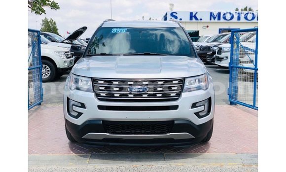 Tenga Imported Ford Explorer Zvimwe Mota in Import - Dubai in Cabo Delgado Tenga Imported Ford Explorer Zvimwe Mota in Import - Dubai in Cabo Delgado