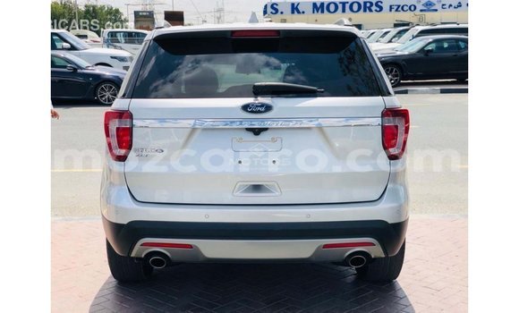 Tenga Imported Ford Explorer Zvimwe Mota in Import - Dubai in Cabo Delgado Tenga Imported Ford Explorer Zvimwe Mota in Import - Dubai in Cabo Delgado