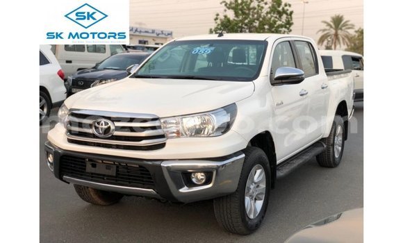 Nunua Imported Toyota Hilux Nyeupe Gari ndani ya Import - Dubai nchini Cabo Delgado Nunua Imported Toyota Hilux Nyeupe Gari ndani ya Import - Dubai nchini Cabo Delgado