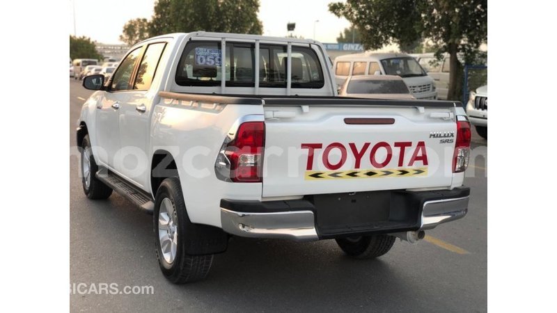 Big with watermark toyota hilux cabo delgado import dubai 8515