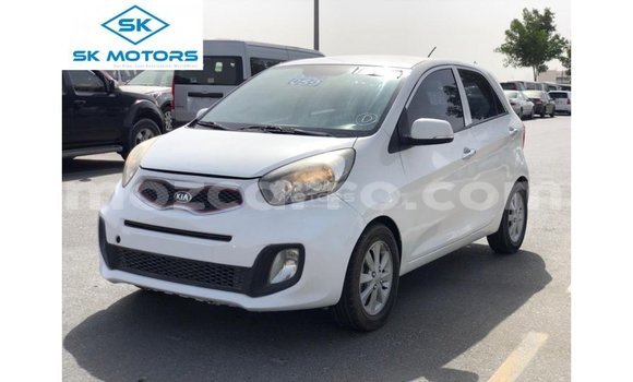Nunua Imported Kia Picanto Nyeupe Gari ndani ya Import - Dubai nchini Cabo Delgado