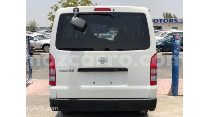 Big with watermark toyota hiace cabo delgado import dubai 8524