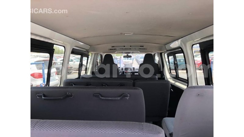 Big with watermark toyota hiace cabo delgado import dubai 8524