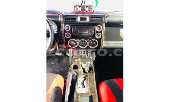 Tenga Imported Toyota FJ Cruiser Nhema Mota in Import - Dubai in Cabo Delgado Tenga Imported Toyota FJ Cruiser Nhema Mota in Import - Dubai in Cabo Delgado