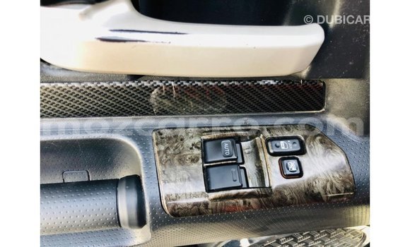 Tenga Imported Toyota FJ Cruiser Nhema Mota in Import - Dubai in Cabo Delgado Tenga Imported Toyota FJ Cruiser Nhema Mota in Import - Dubai in Cabo Delgado