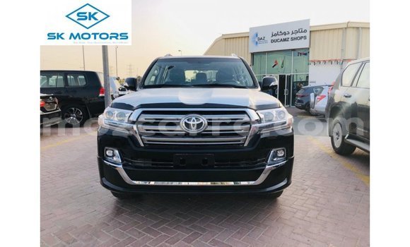 Comprar Importar Toyota Land Cruiser Preto Carro em Import - Dubai em Cabo Delgado