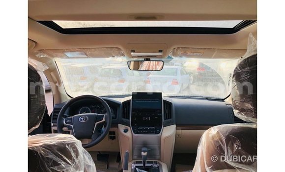 Nunua Imported Toyota Land Cruiser Nyeusi Gari ndani ya Import - Dubai nchini Cabo Delgado Nunua Imported Toyota Land Cruiser Nyeusi Gari ndani ya Import - Dubai nchini Cabo Delgado
