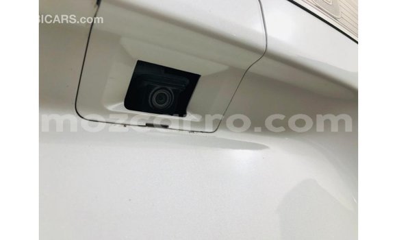 Buy Import Toyota Prado White Car in Import - Dubai in Cabo Delgado Buy Import Toyota Prado White Car in Import - Dubai in Cabo Delgado