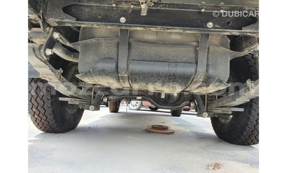 Tenga Imported Toyota Land Cruiser Chena Mota in Import - Dubai in Cabo Delgado Tenga Imported Toyota Land Cruiser Chena Mota in Import - Dubai in Cabo Delgado