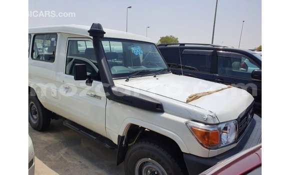 Tenga Imported Toyota Land Cruiser Chena Mota in Import - Dubai in Cabo Delgado Tenga Imported Toyota Land Cruiser Chena Mota in Import - Dubai in Cabo Delgado