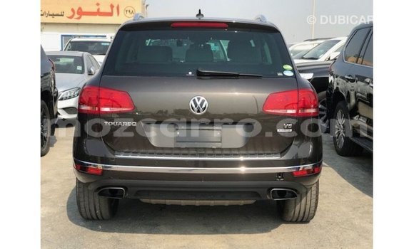 Comprar Importar Volkswagen Touareg Castanho Carro em Import - Dubai em Cabo Delgado Comprar Importar Volkswagen Touareg Castanho Carro em Import - Dubai em Cabo Delgado
