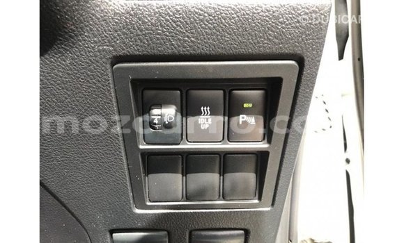 Comprar Importar Toyota Fortuner Branco Carro em Import - Dubai em Cabo Delgado Comprar Importar Toyota Fortuner Branco Carro em Import - Dubai em Cabo Delgado