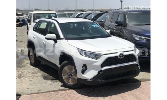 Nunua Imported Toyota 4Runner Nyeupe Gari ndani ya Import - Dubai nchini Cabo Delgado Nunua Imported Toyota 4Runner Nyeupe Gari ndani ya Import - Dubai nchini Cabo Delgado