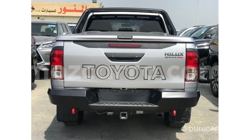 Big with watermark toyota hilux cabo delgado import dubai 8566