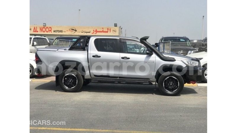 Big with watermark toyota hilux cabo delgado import dubai 8566