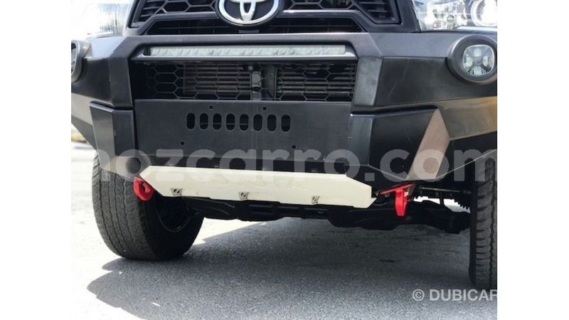 Big with watermark toyota hilux cabo delgado import dubai 8566