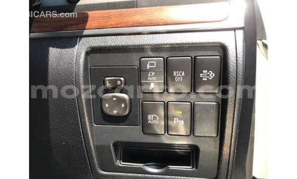 Nunua Imported Toyota Land Cruiser Nyeupe Gari ndani ya Import - Dubai nchini Cabo Delgado Nunua Imported Toyota Land Cruiser Nyeupe Gari ndani ya Import - Dubai nchini Cabo Delgado